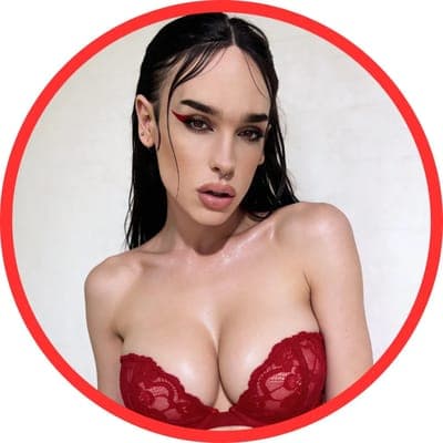 Victoria❤️🔥TS FireGirl 🔥(Text me in DM)